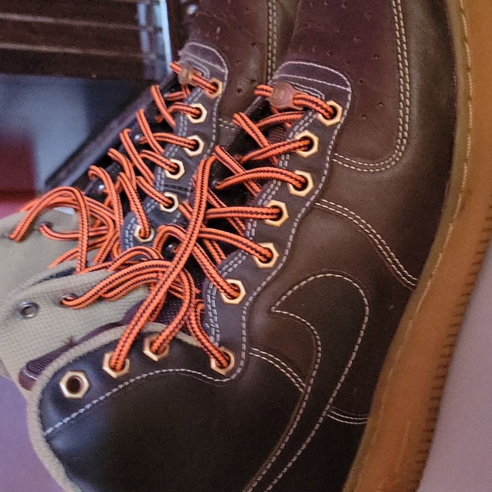 Nike air force one brown w/ gum sole